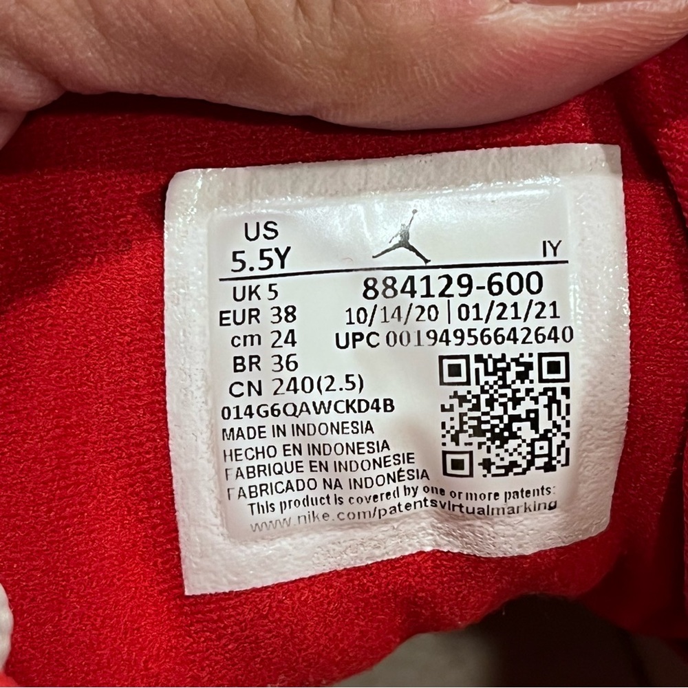 Jordan 13s - Picture 5 of 6